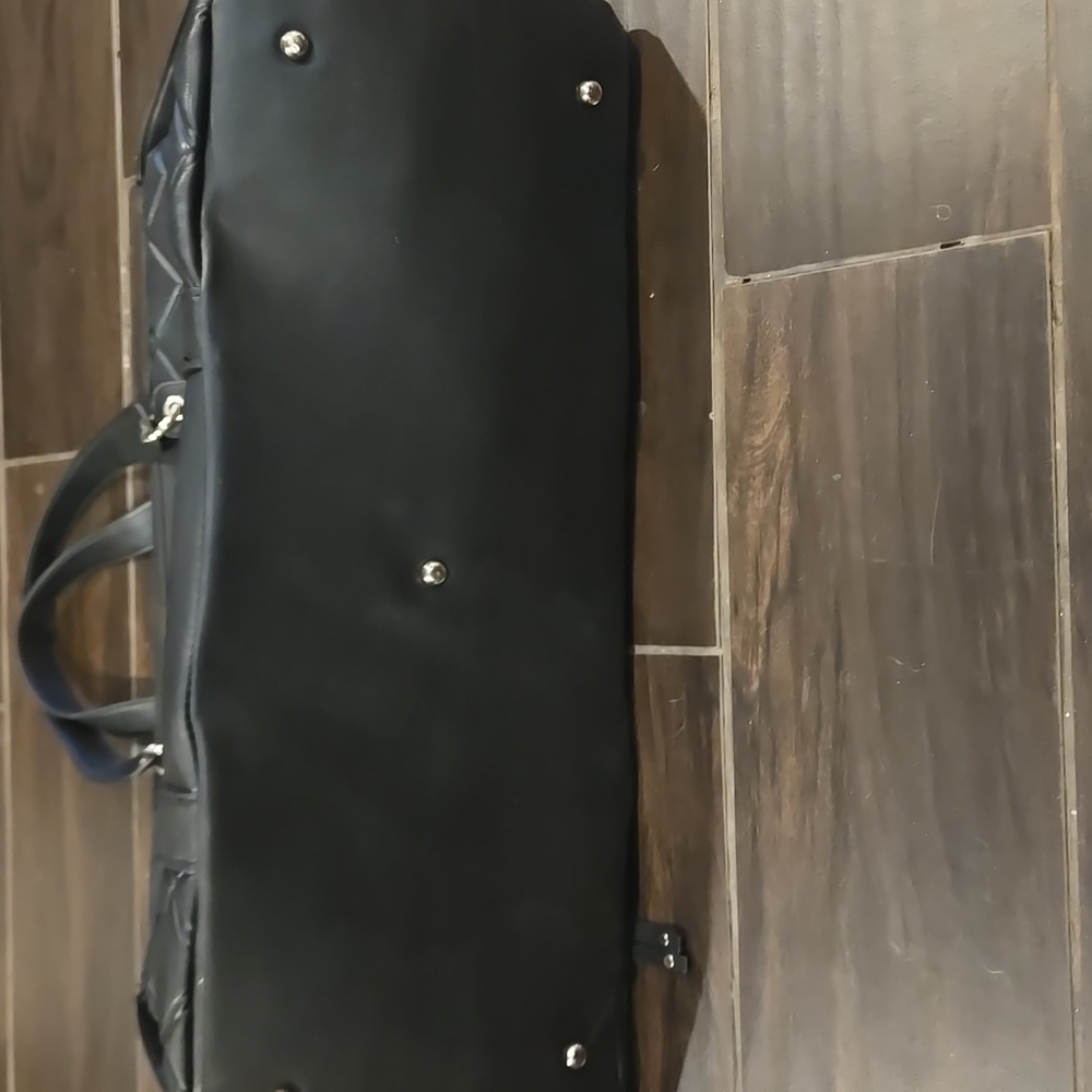 Badgley Mischka Black Quilted Weejender Tote Bag 20 X 12 - Picture 4 of 9